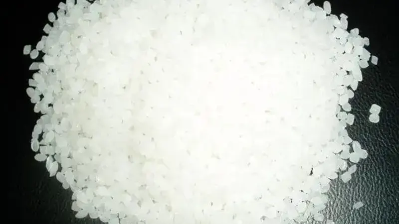 Ang pangunahing hilaw na materyal ng synthetic goma